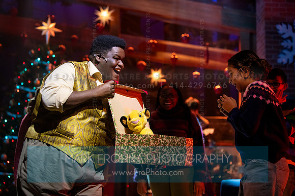 Skylight Jolly Holiday Highlights-40