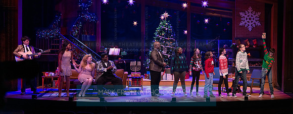 Skylight Jolly Holiday Highlights-121