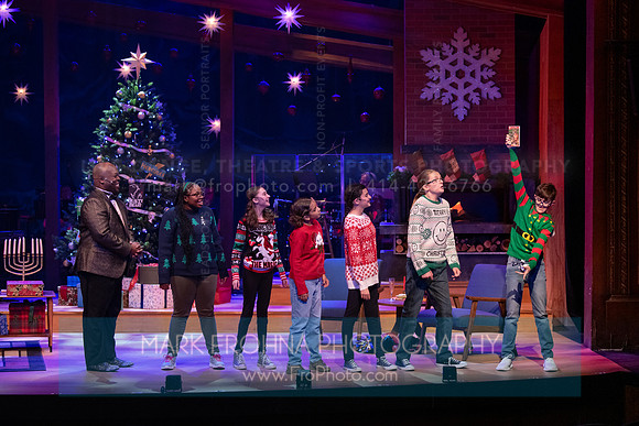 Skylight Jolly Holiday Highlights-120