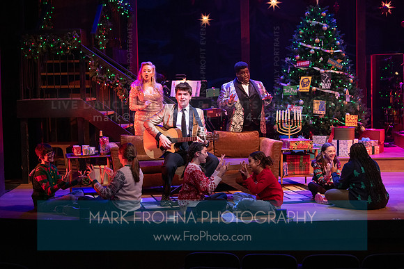 Skylight Jolly Holiday Highlights-119