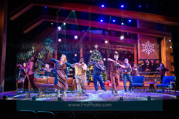Skylight Jolly Holiday Highlights-103