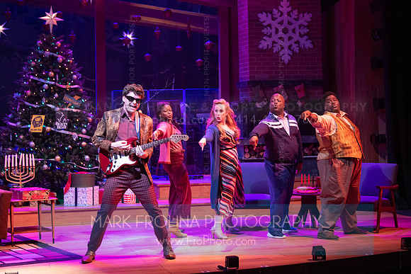 Skylight Jolly Holiday Highlights-90