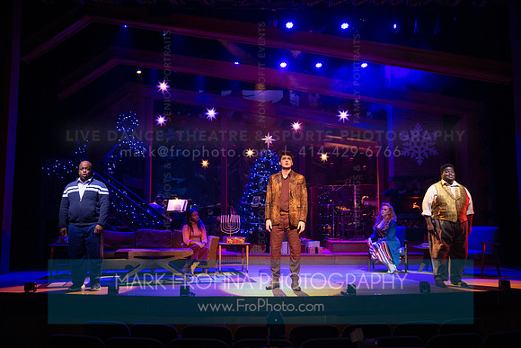 Skylight Jolly Holiday Highlights-87