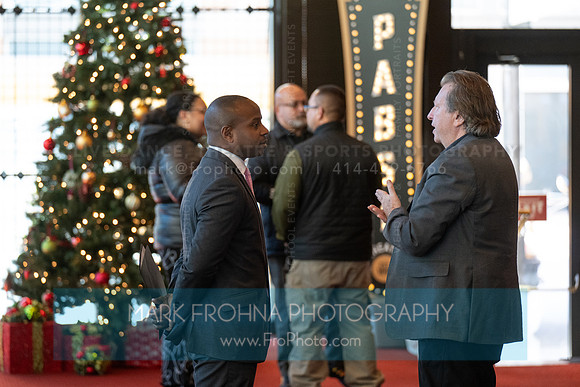 Milwaukee Rep 50th Christmas Carol School Matinee 2025-55