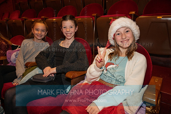 Milwaukee Rep 50th Christmas Carol School Matinee 2025-37