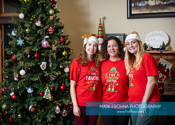 Rhodes Family Christmas 2025-14