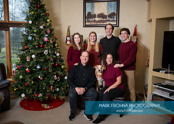 Rhodes Family Christmas 2025-3