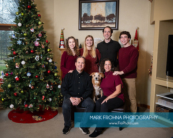 Rhodes Family Christmas 2025-3