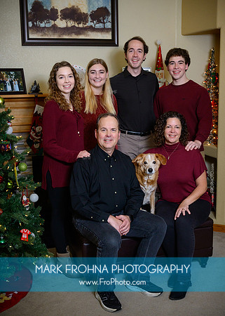 Rhodes Family Christmas 2025-2