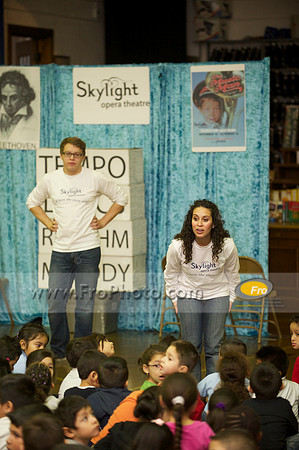 Skylight Standard Songbook 081