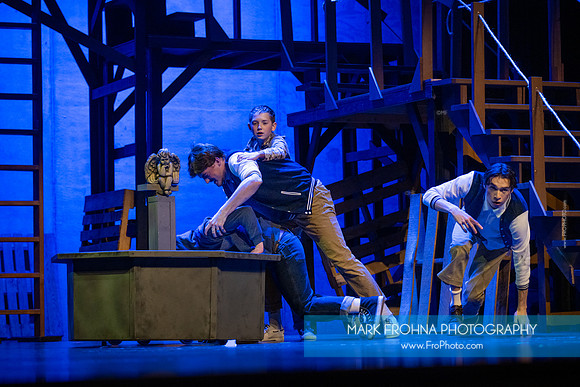 Hamilton Drama The Outsiders-80
