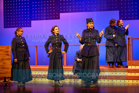 KM Hello Girls Act 1-437