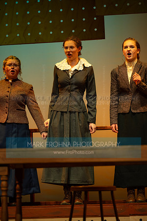 KM Hello Girls Act 1-279