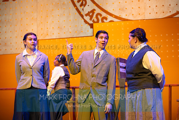 KM Hello Girls Act 1-104