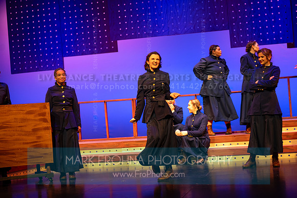 KM Hello Girls Act 1-433