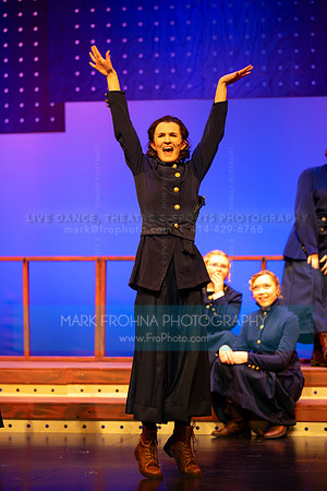KM Hello Girls Act 1-430