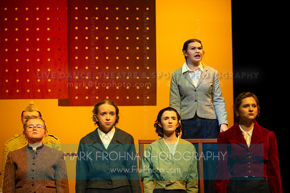 KM Hello Girls Act 1-60