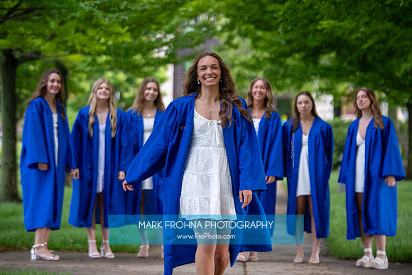 BC DeRosa Friends Graduation Portraits-29