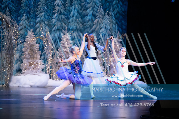 BRIO Nutcracker Cast 1 2022-315