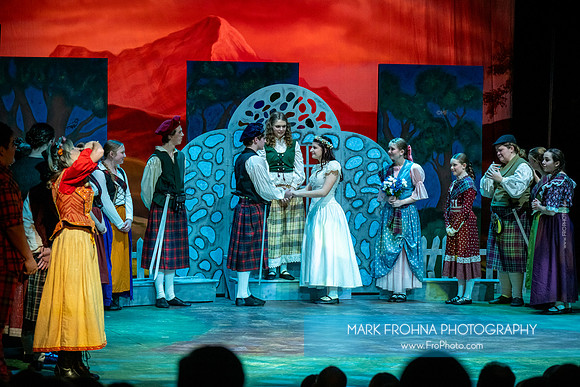 CMH Brigadoon Denten Live Show-19