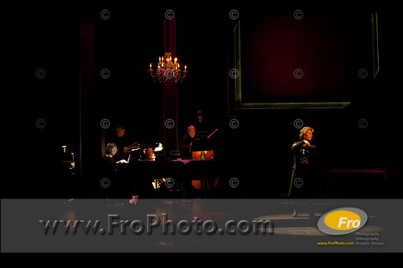 Skylight Edith Piaf 2013 Preview 005