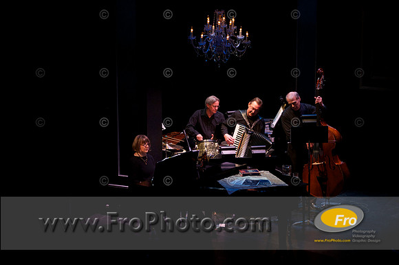 Skylight Edith Piaf 2013 Preview 008