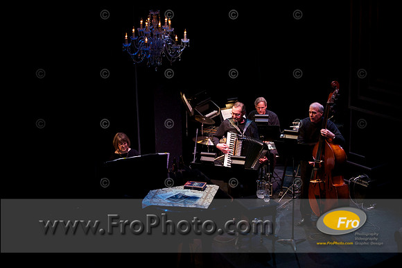 Skylight Edith Piaf 2013 Preview 009