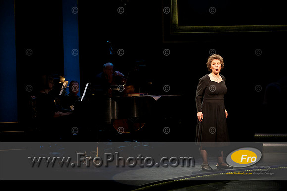 Skylight Edith Piaf 2013 Preview 018