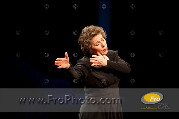Skylight Edith Piaf 2013 Preview 019