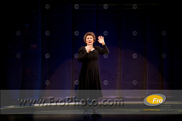 Skylight Edith Piaf 2013 Preview 032