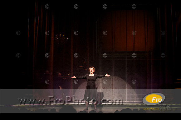 Skylight Edith Piaf 2013 Preview 035