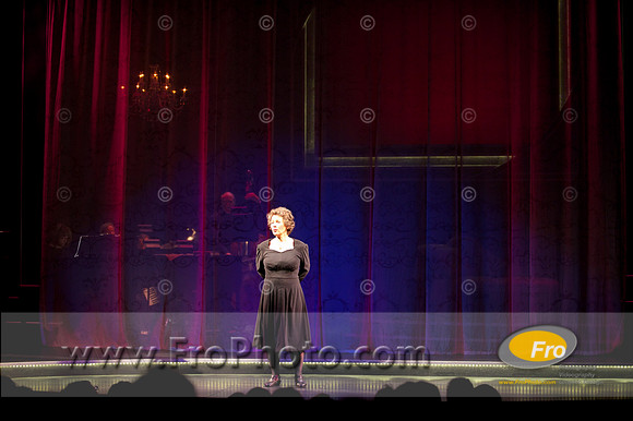 Skylight Edith Piaf 2013 Preview 036