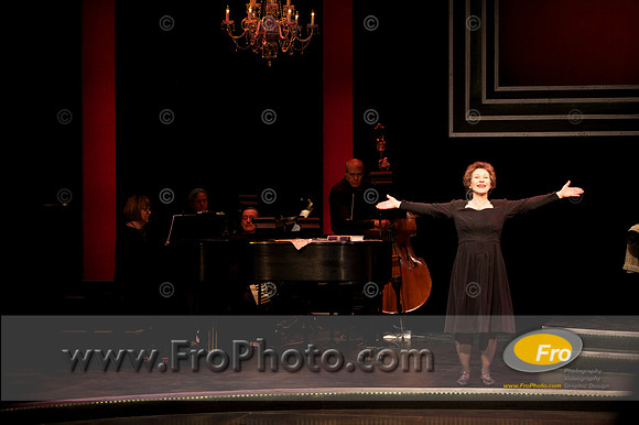 Skylight Edith Piaf 2013 Preview 041