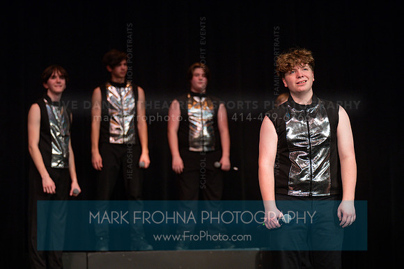 Main Street Chart Toppers Olen-153