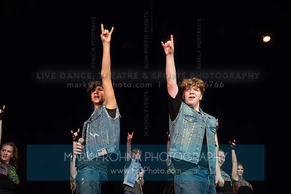 Main Street Chart Toppers Olen-119