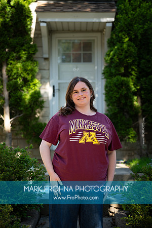 Lucy Senior Minnesota T-Shirt-8