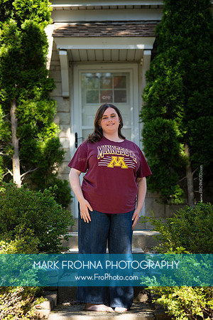 Lucy Senior Minnesota T-Shirt-9