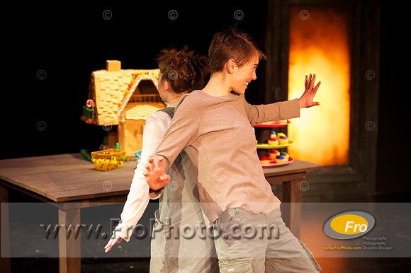 UWM Hansel and Gretel 066