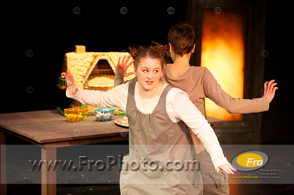 UWM Hansel and Gretel 067