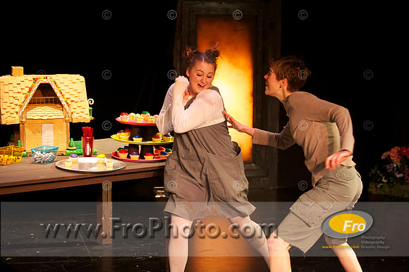 UWM Hansel and Gretel 069