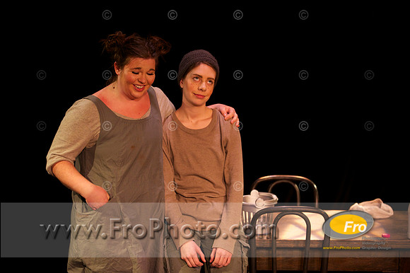 UWM Hansel and Gretel 099