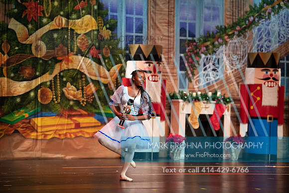 BRIO Nutcracker Cast 1 2022-205