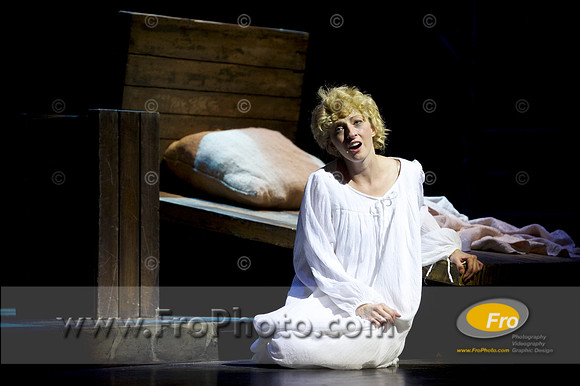 Skylight Les Miz Preview Selects 022