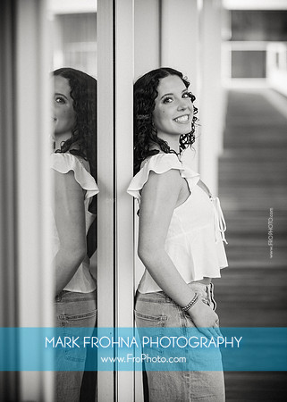 Anya Class of 2027 Senior Model Team-4-2