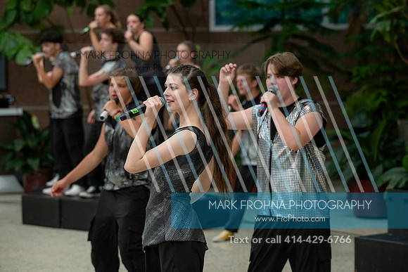 Main Street Song and Dance Zoo 2026-33