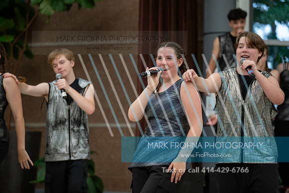 Main Street Song and Dance Zoo 2026-25