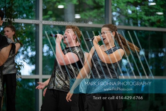 Main Street Song and Dance Zoo 2026-23
