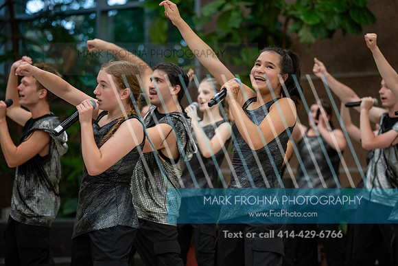 Main Street Song and Dance Zoo 2026-22
