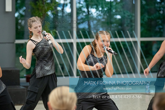 Main Street Song and Dance Zoo 2026-41