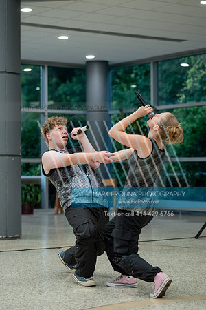 Main Street Song and Dance Zoo 2026-10